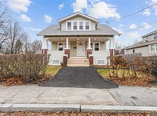 1289 W Shore Rd, Warwick, RI 02889