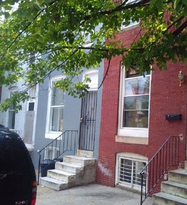 2nd image of 2420 Francis St
