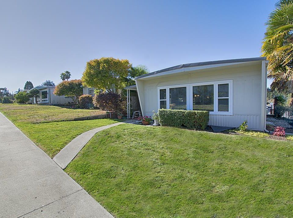 1st image of 23 Knollwood Dr #23