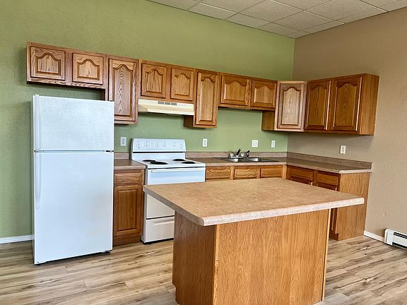3rd image of 125 2nd Ave W #2B