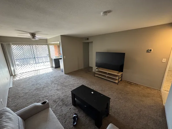 3152 S Eastern Ave Unit 30, Winchester, NV 89169