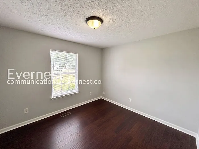 209 Loch Lomand Dr — Photo 14