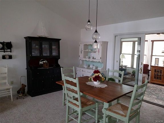4th image of 34813 Carriage Ct