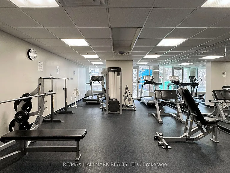 650 Queens Quay W #1121 — Photo 31