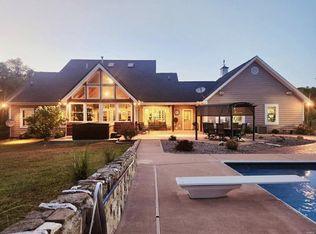 130 Meadow View Ln, Jackson, MO 63755