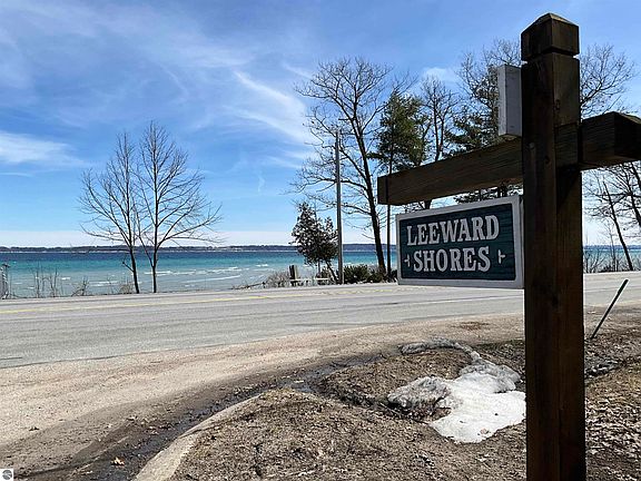 5th image of 10057 E Leeward Shores Dr