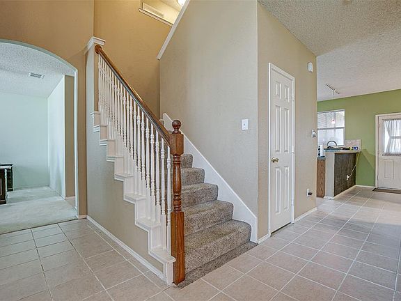 3rd image of 1501 Richfield Ct
