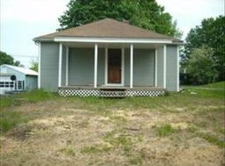 26 Central St, West Brookfield, MA 01585