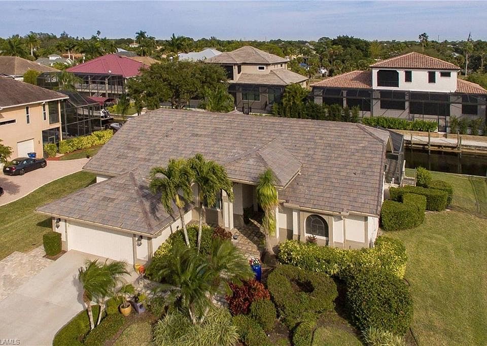 1st image of 27191 Driftwood Dr