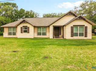 260 Oak Hollow St, Palacios, TX 77465