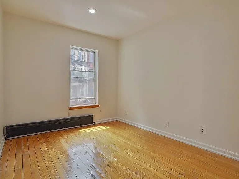 108 Hutton St #2 — Photo 7