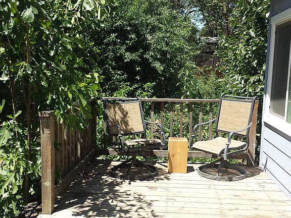3rd image of 213 Farrell Dr