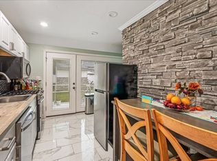 1225 14th St FLOOR 1, West Babylon, NY 11704