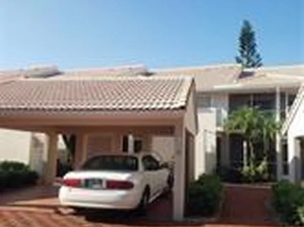 2448 Hidden Lake Dr #1106, Naples, FL 34112