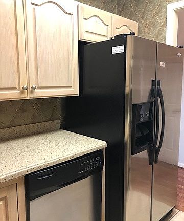 3rd image of 1 Towers Park Ln APT 304
