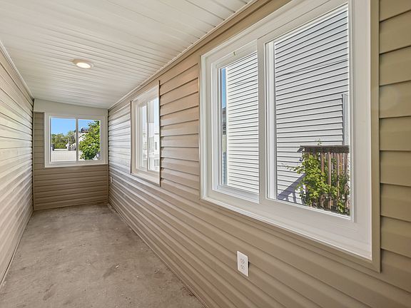 2nd image of 3731 Falls Rd