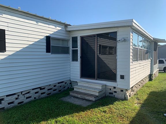 3rd image of 8816 Edgewood Blvd