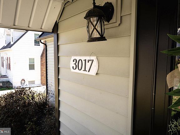2nd image of 3017 Hiss Ave
