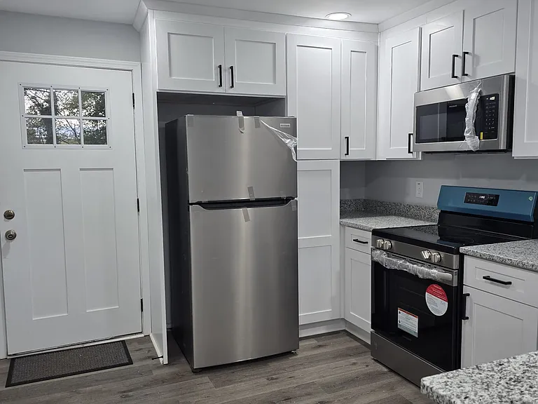 2053 Perkerson Rd SW — Photo 4