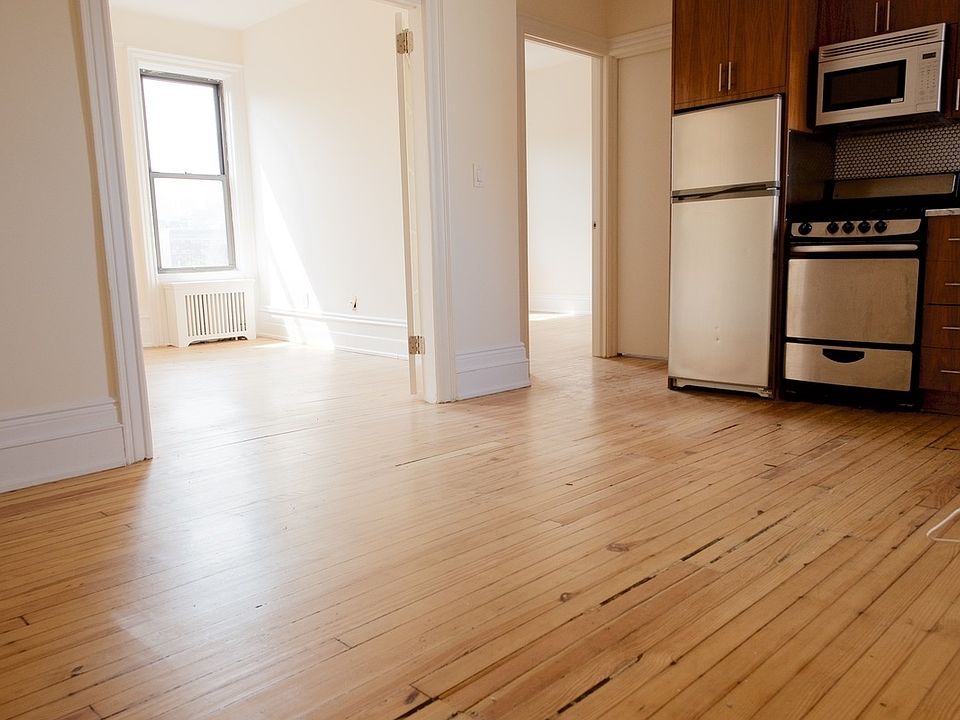 1st image of 78 Bank St #Twenty4