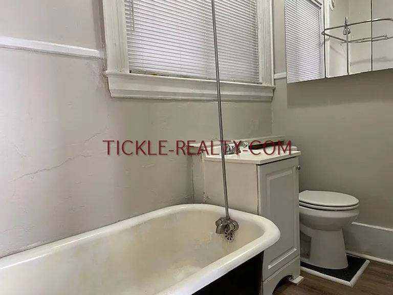 459 Meigs St — Photo 8