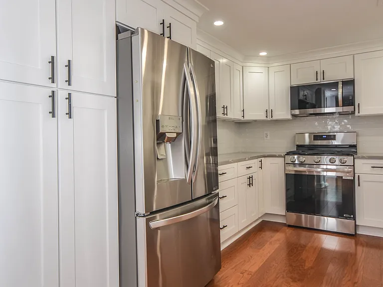 9108 Weant Dr — Photo 14