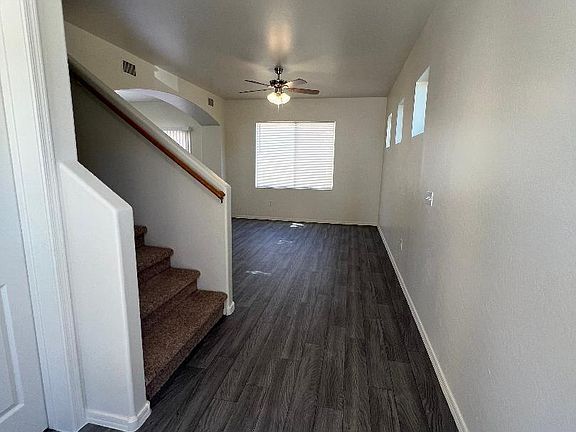 4th image of 1213 S 121ST Lane