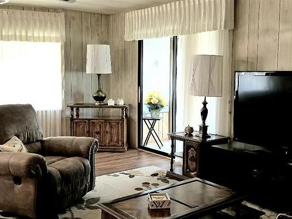 4th image of 2206 S Citrus Cir #1719