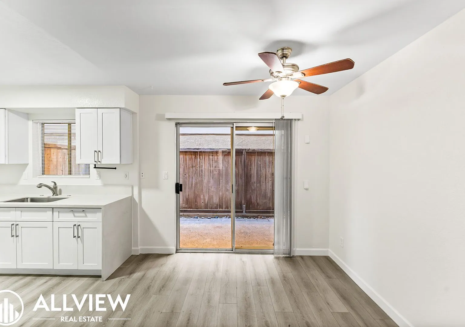 221 10th Street — Photo 3