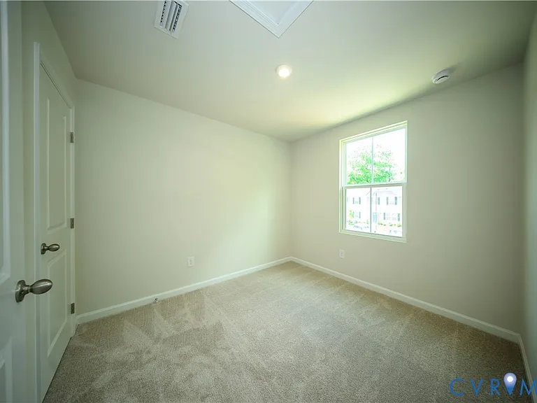 1121 Canterbury Ridge Rd — Photo 34