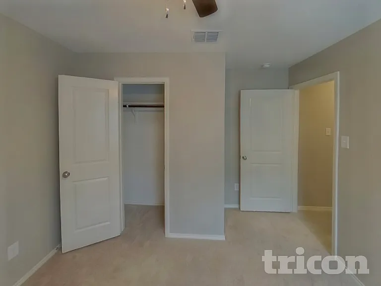 6445 Middlebury Dr — Photo 8