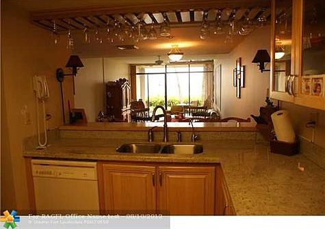 5th image of 520 N Ocean Blvd APT 6