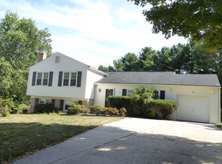 12 Lodge Pl, Rockville, MD 20850