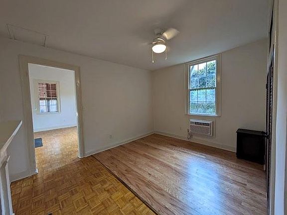 4th image of 2809 Dauphine St