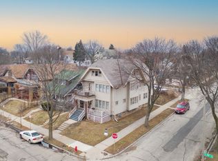 3700-3702 N 15th St, Milwaukee, WI 53206