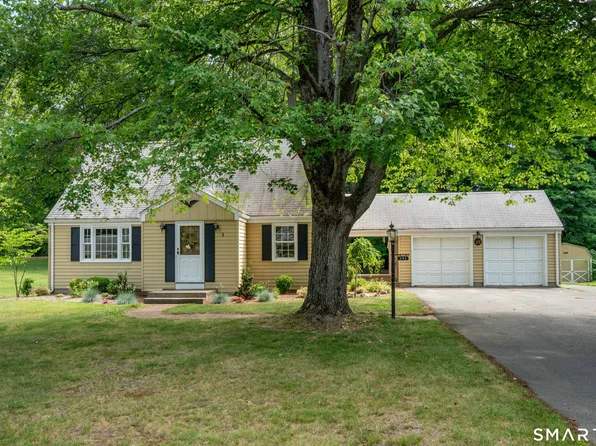 1 Foothills Way, Bloomfield, CT 06002