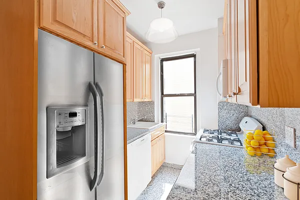 Rented by Douglas Elliman | media 15