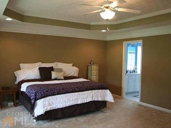 5th image of 20 Barrington Farms Ct