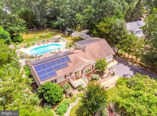 253 Dogwood Ln, Forked River, NJ 08731