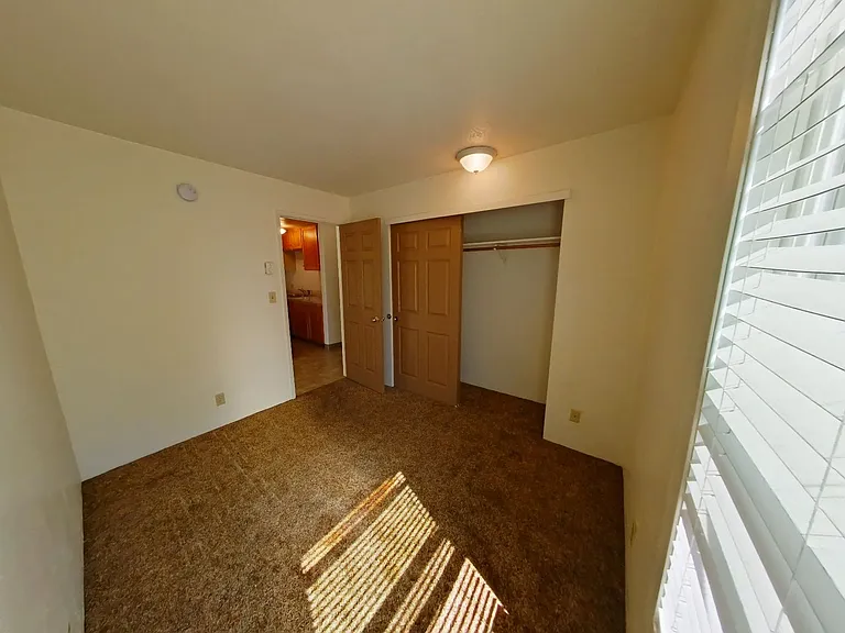 Hess Apartments — Photo 9