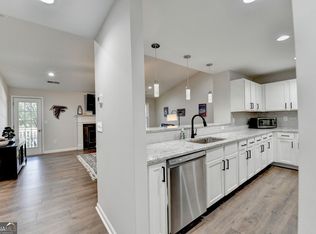 324 Teal Ct, Roswell, GA 30076