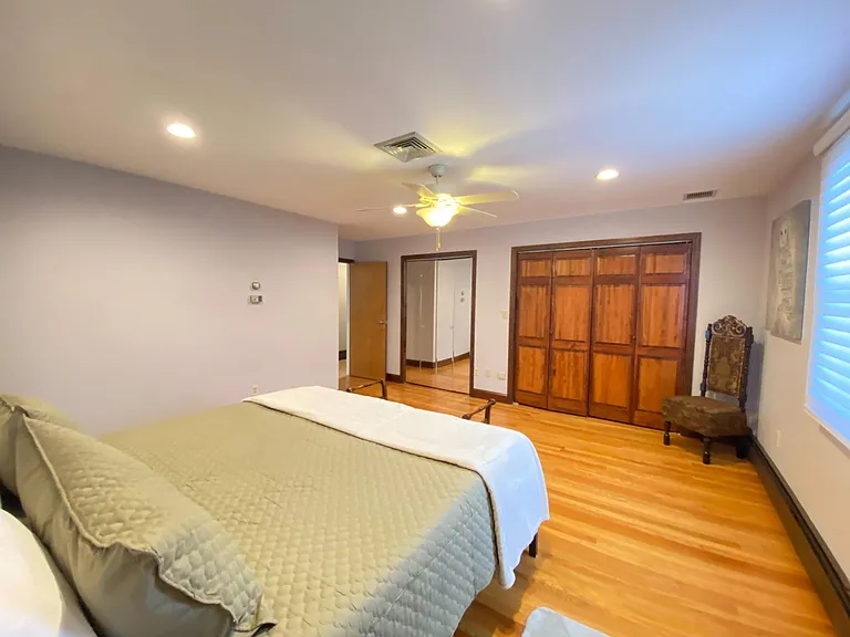 247 Montclair Ave — Photo 29