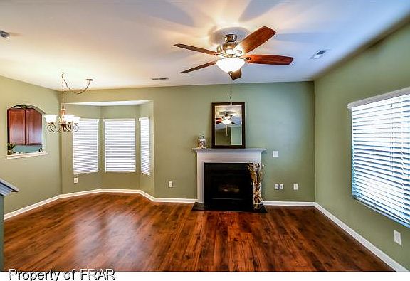 4th image of 541 Bellgrove