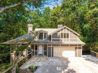 375 Crosstree Ln, Sandy Springs, GA 30328