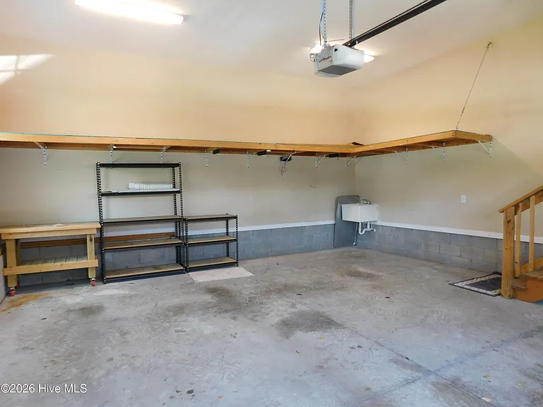 101 Staffordshire Dr #101 — Photo 54