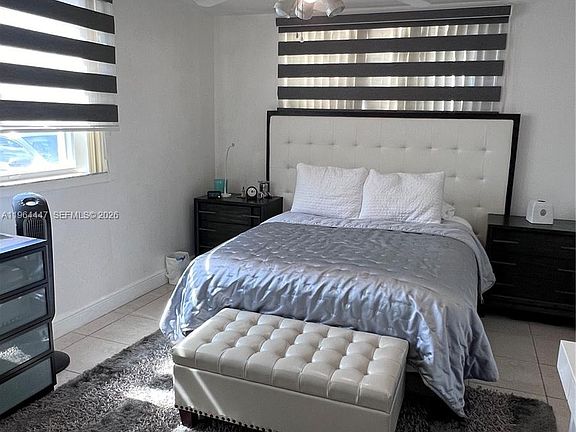 5th image of 8225 Lake Dr APT 101