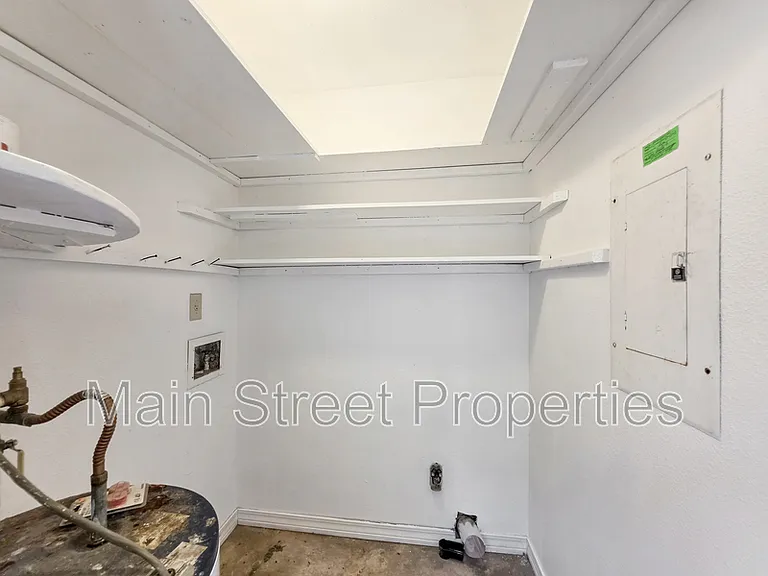 7816 Sabra Dr — Photo 11