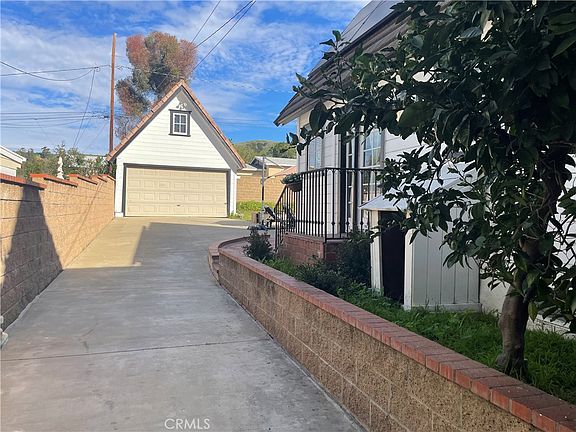 3rd image of 13521 Terrace Pl