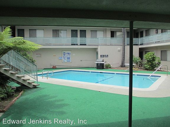 2nd image of 12211 Manor Dr APT 5