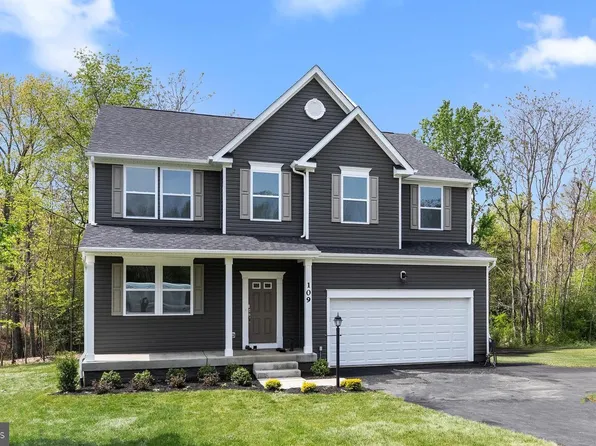 109 Hillsdale Dr, Fredericksburg, VA 22405